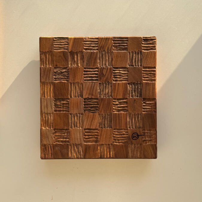 special 1of1 carved chessboard