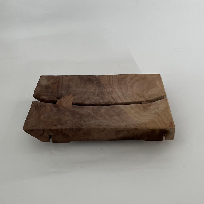 handcarved "catchsome" tray, walnut
